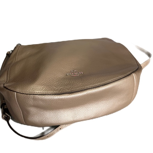 Like new Coach Elle Hobo Metallic Nude Silvertone F38051 Leather Crossbody - Picture 8 of 13